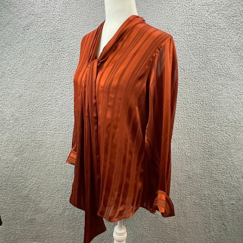 Chicos Blouse Womens Medium Bow Shadow Stripe Top Satin Terracotta Rust Sz 1 NWT - Picture 6 of 13